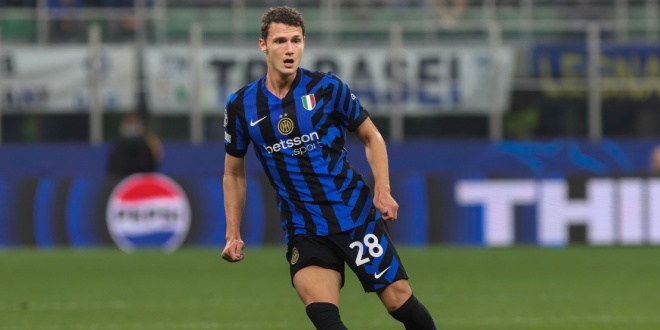 Italian Sports Minister Ready to Involve Serie A Clubs in Discussion of New Gambling Sponsorship Law