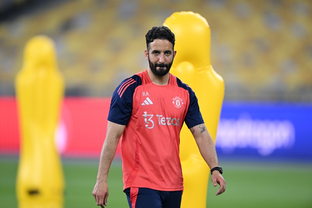 Manchester United signs betting partnership with Parimatch