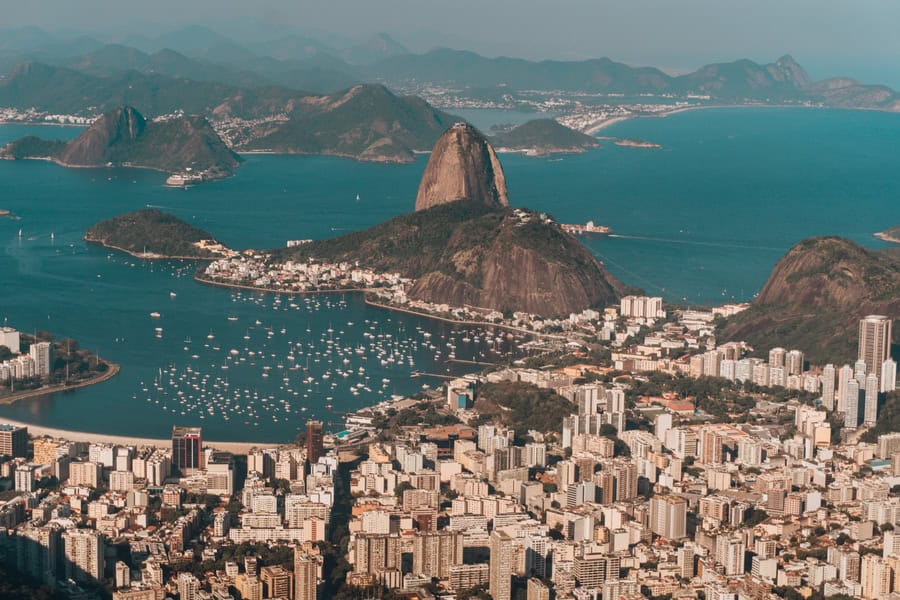 Economists warn betting is draining billions from Brazil’s retail sector